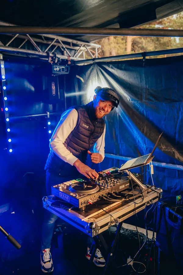 Dj, pasākums pie jūras, Saulkrasti